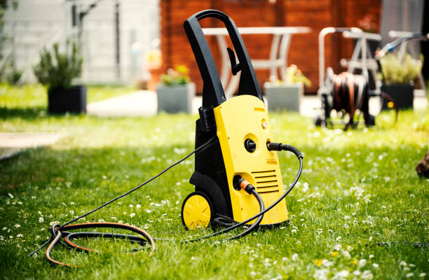 Best Animal Enclosure Cleaning  in Port Monmouth, NJ